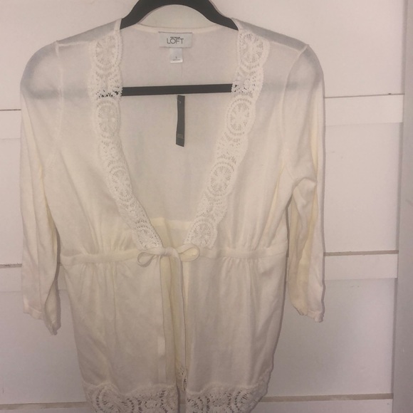 Ann Taylor LOFT 3/4 sleeve off white cardigan - Picture 7 of 8